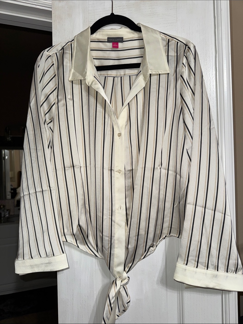 Vince Camuto striped Tie-Front Satin Button-Up Blouse - Cream & Black